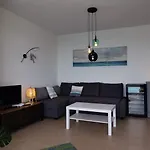 La Perla Cruise Apartment On Private Beach, Modern With Aircon & Wifi